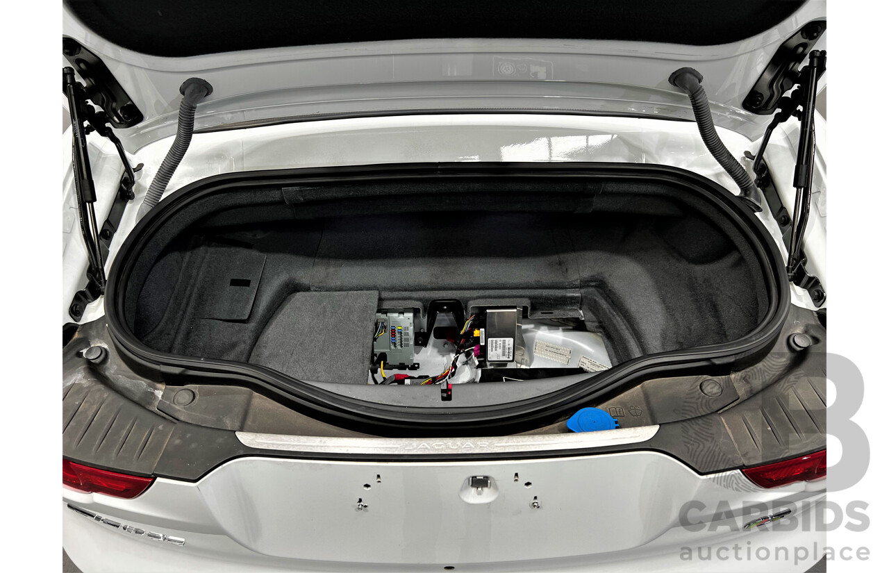1/2013 Jaguar F-Type V8 S  2d Roadster White 5.0L Supercharged V8 (statutory write-off)