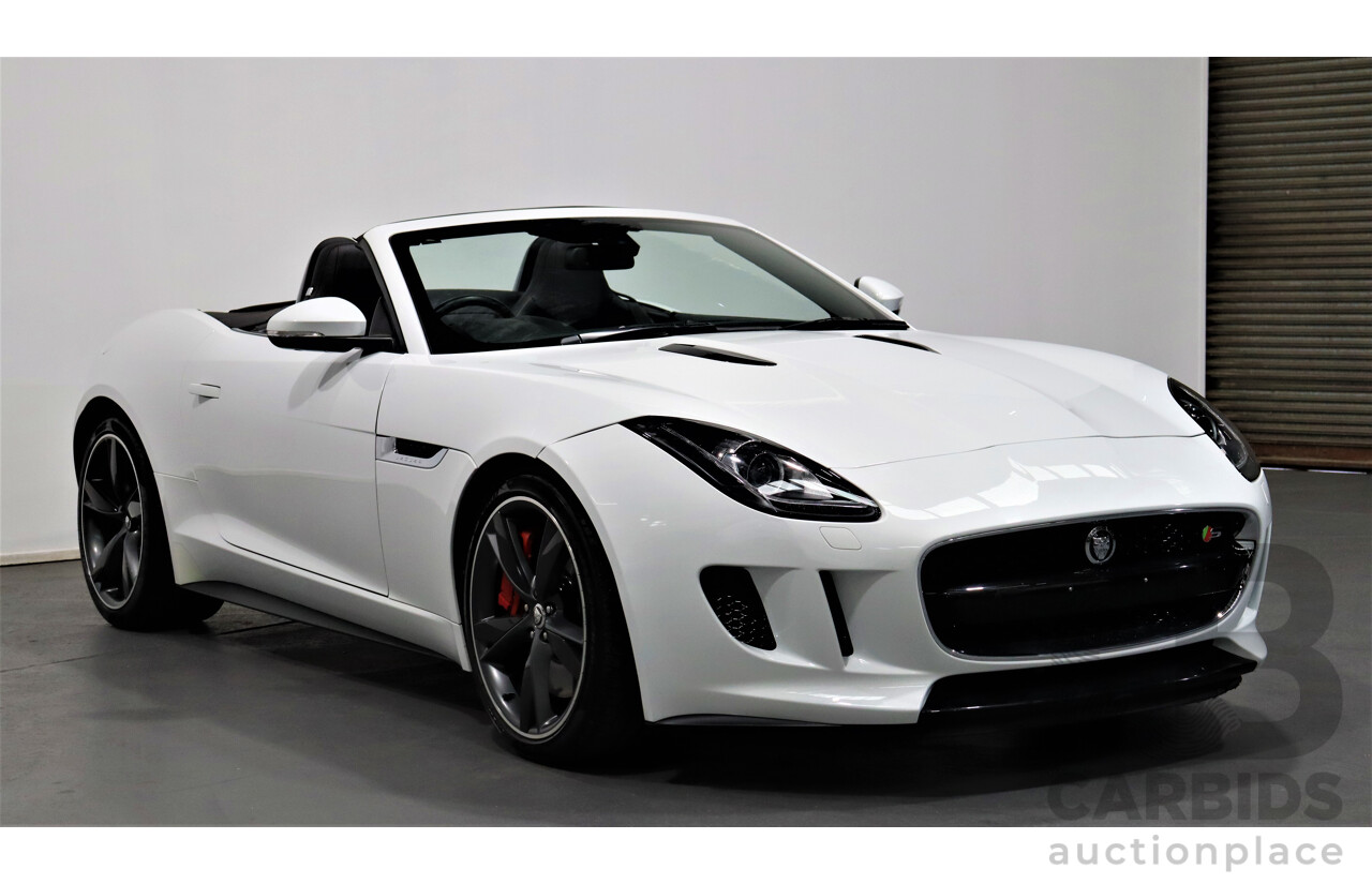 1/2013 Jaguar F-Type V8 S  2d Roadster White 5.0L Supercharged V8 (statutory write-off)