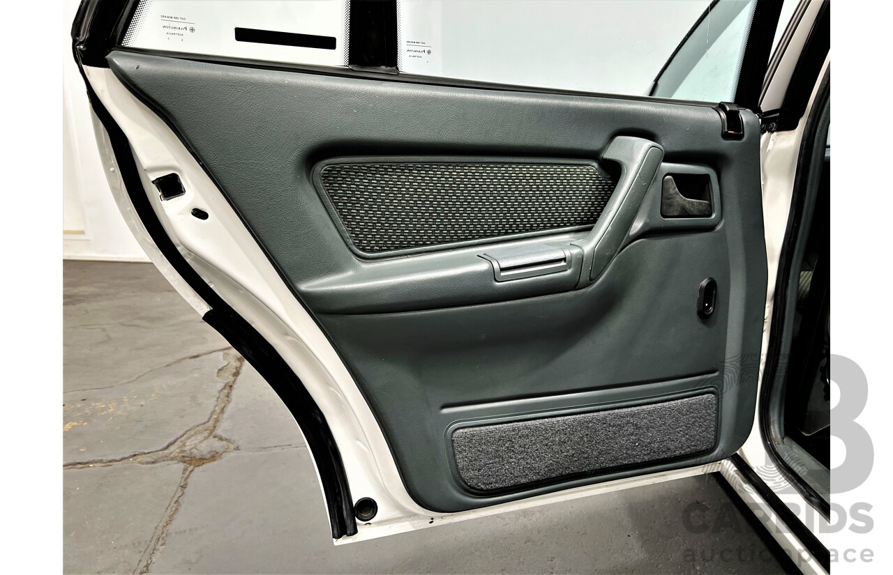 3/1993 Holden Berlina LX VPII 4d Sedan White 5.0L V8