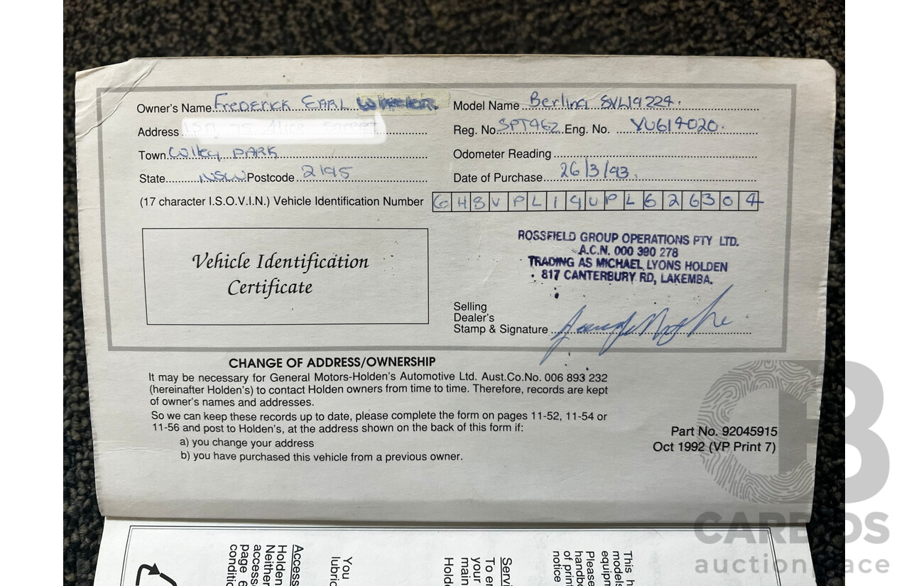 3/1993 Holden Berlina LX VPII 4d Sedan White 5.0L V8