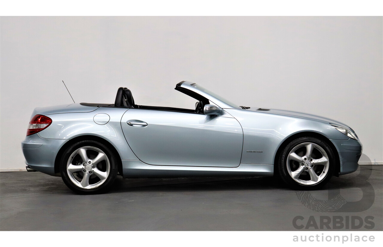 1/2005 Mercedes-Benz SLK 200 Kompressor R171 2d Convertible Blue 1.8L Supercharged