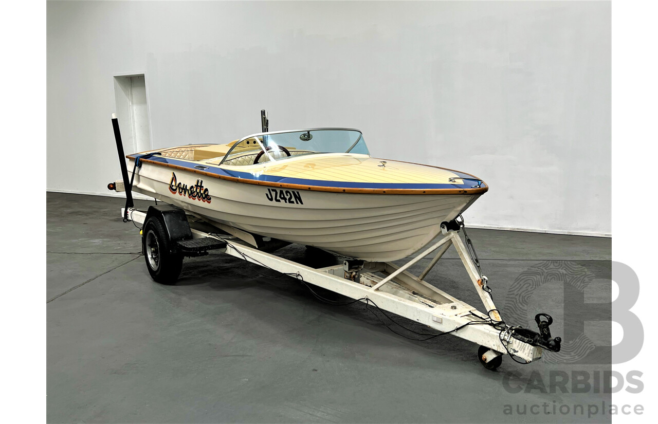 1967 Peter Williams Walkabout Classic Ski Boat & 01/1988 Home-Built Boat Trailer