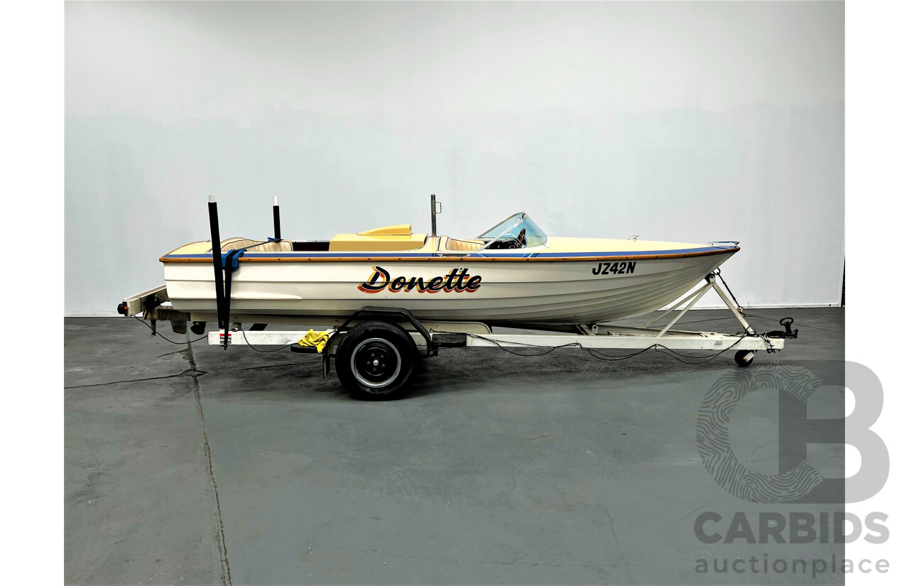 1967 Peter Williams Walkabout Classic Ski Boat & 01/1988 Home-Built Boat Trailer