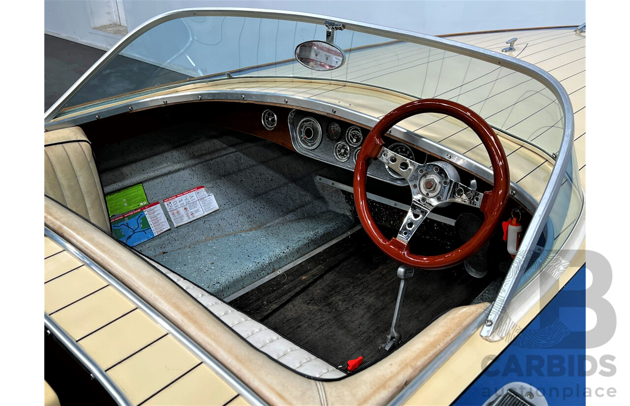 1967 Peter Williams Walkabout Classic Ski Boat & 01/1988 Home-Built Boat Trailer