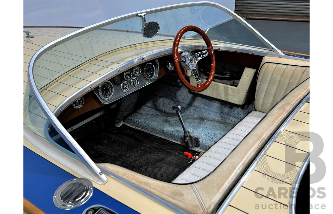 1967 Peter Williams Walkabout Classic Ski Boat & 01/1988 Home-Built Boat Trailer