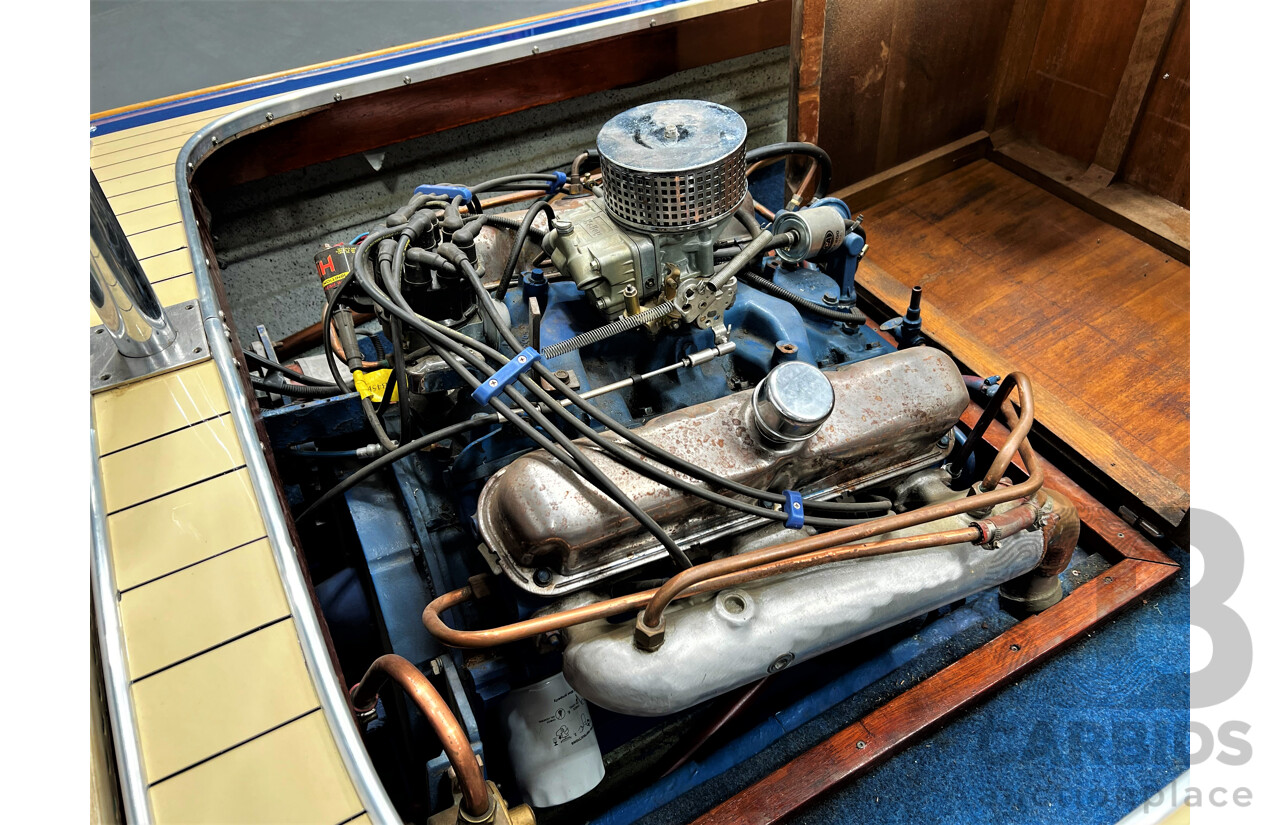 1967 Peter Williams Walkabout Classic Ski Boat & 01/1988 Home-Built Boat Trailer