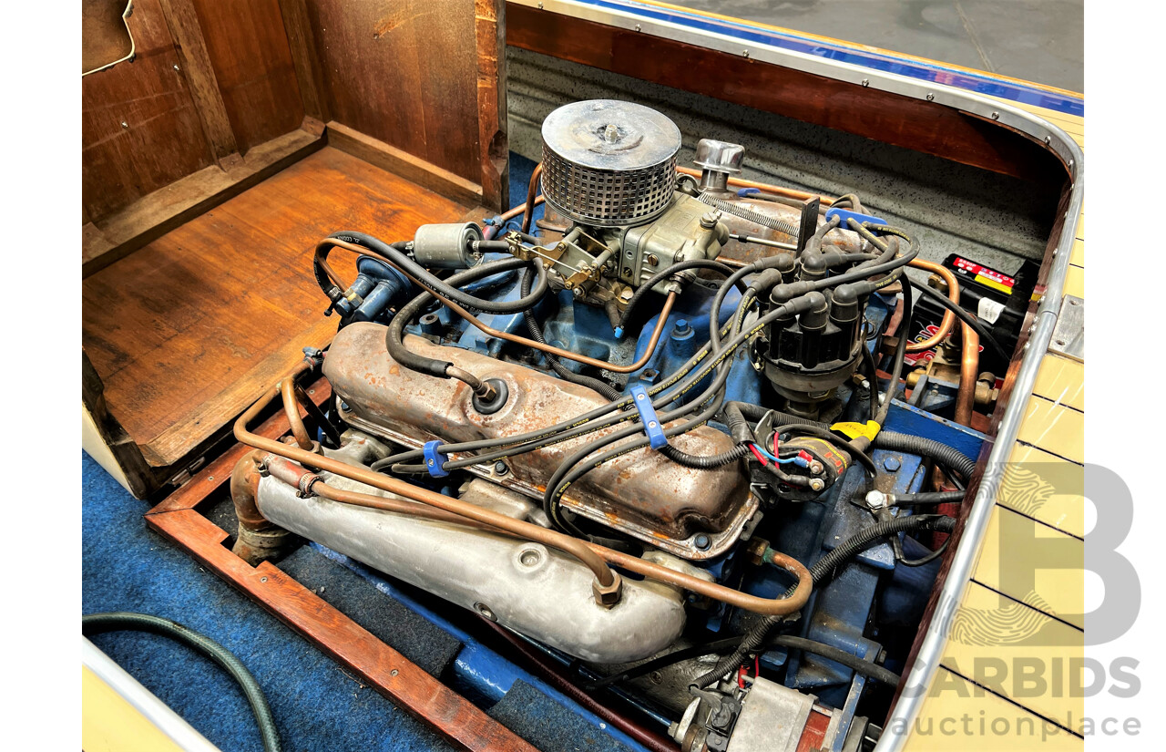 1967 Peter Williams Walkabout Classic Ski Boat & 01/1988 Home-Built Boat Trailer