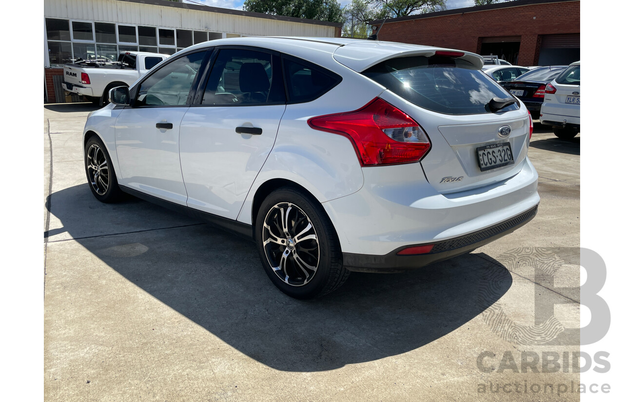 2/2012 Ford Focus Ambiente LW 5d Hatchback White 1.6L