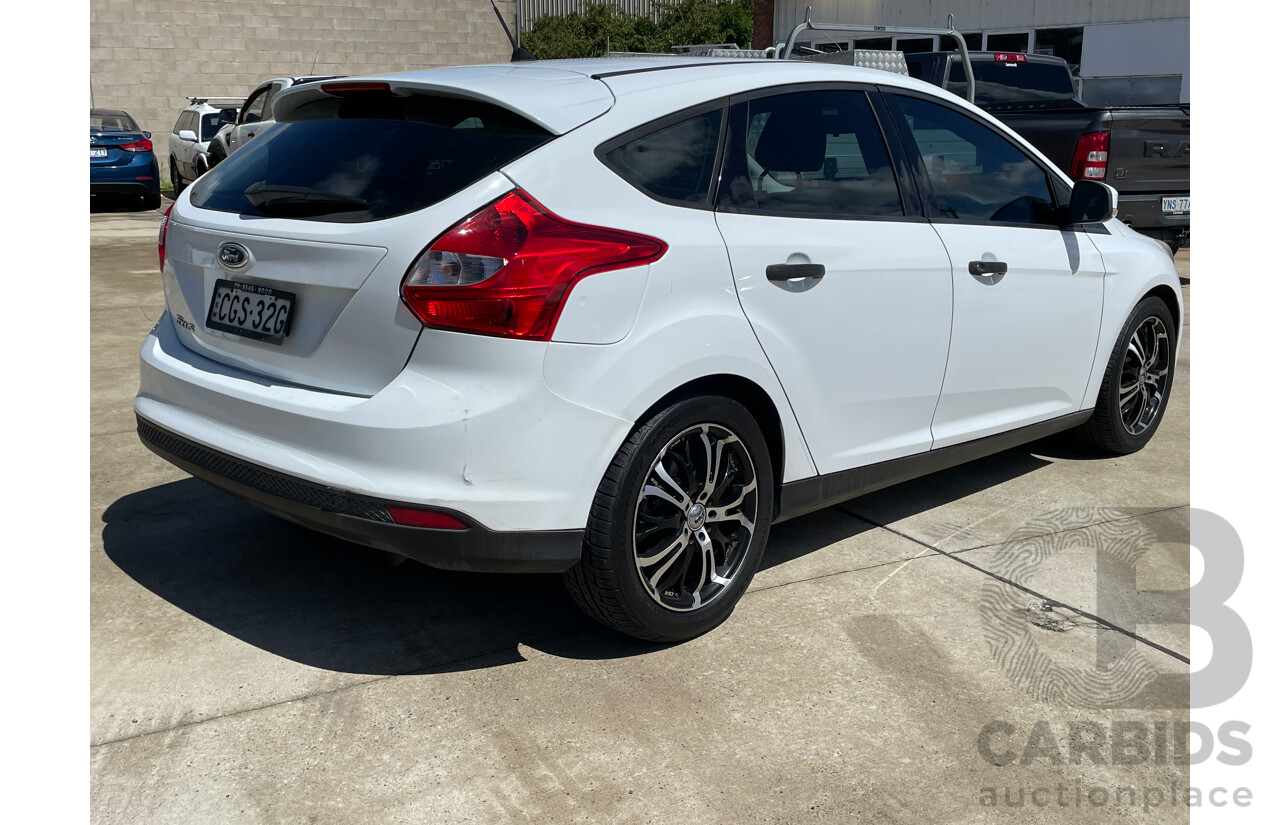 2/2012 Ford Focus Ambiente LW 5d Hatchback White 1.6L