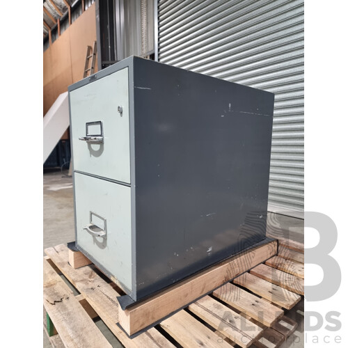 CHUBB 2 Drawer Steel Safe