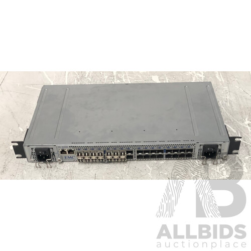 EMC2 (100-652-505) DS-5000B 32-Port Fibre Channel Switch