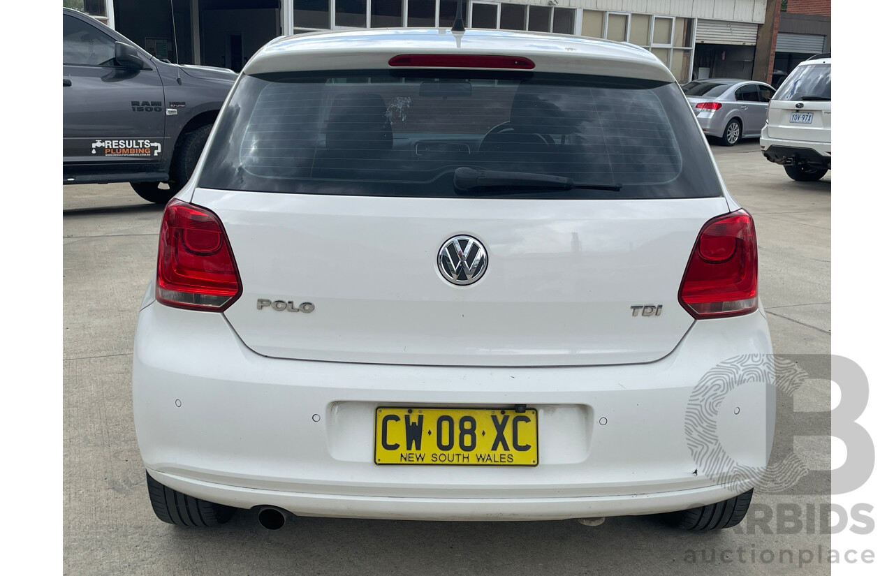 5/2010 Volkswagen Polo 66 TDI Comfortline 6R 5d Hatchback White 1.6L