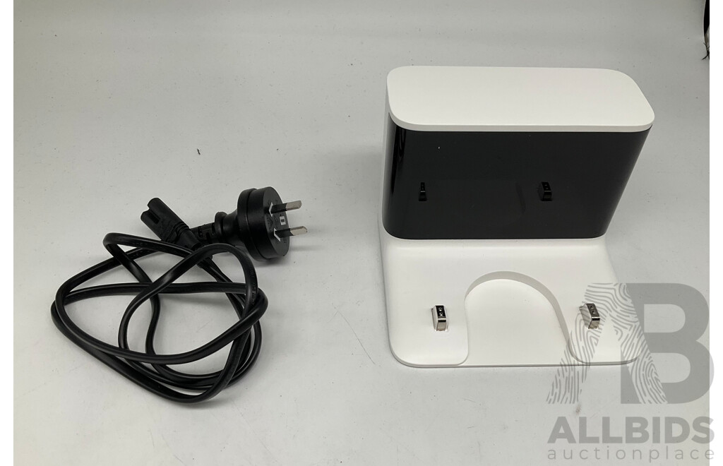 XIAOMI (STYTJO1ZHM) Mi Robot Vacuum - Mop (USED) - ORP $589.00