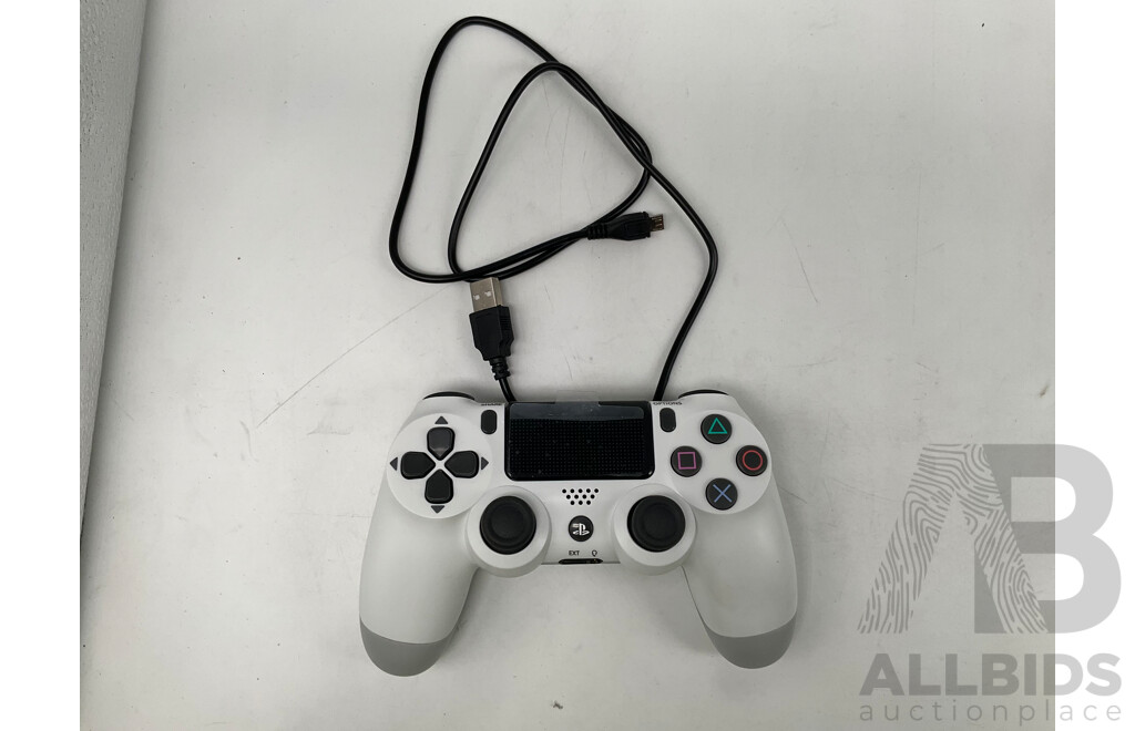 PS4 Wireless Game Handle, KOGAN TV Remote - LOT of 7 - Approximate ORP $149.99