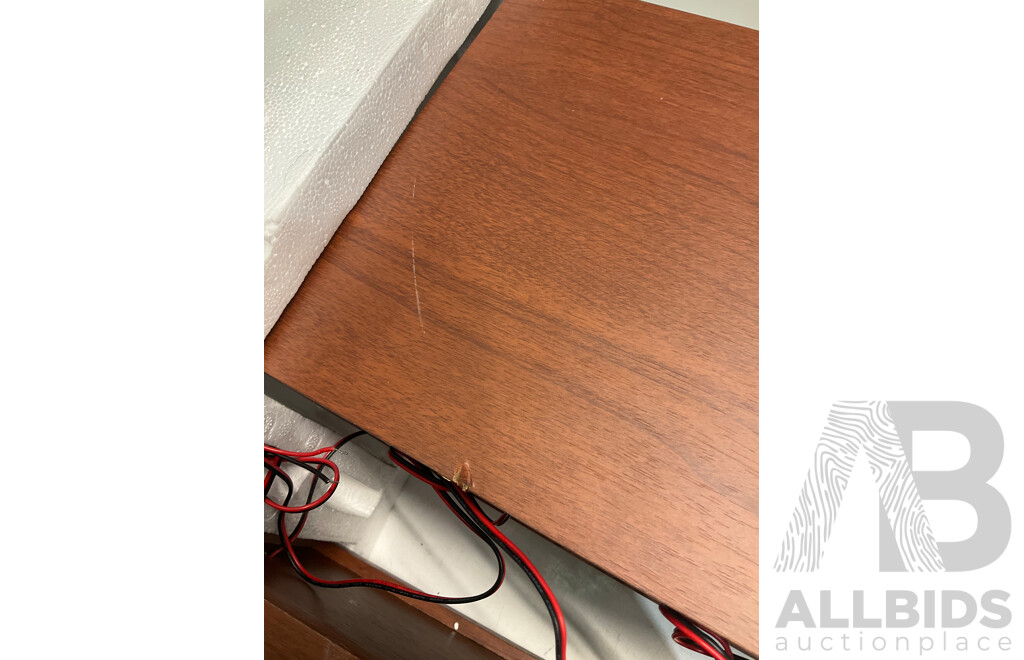 CROSLEY Vinyl Record Player 1975T Turntable Entertainment System - Estimated ORP $389.90