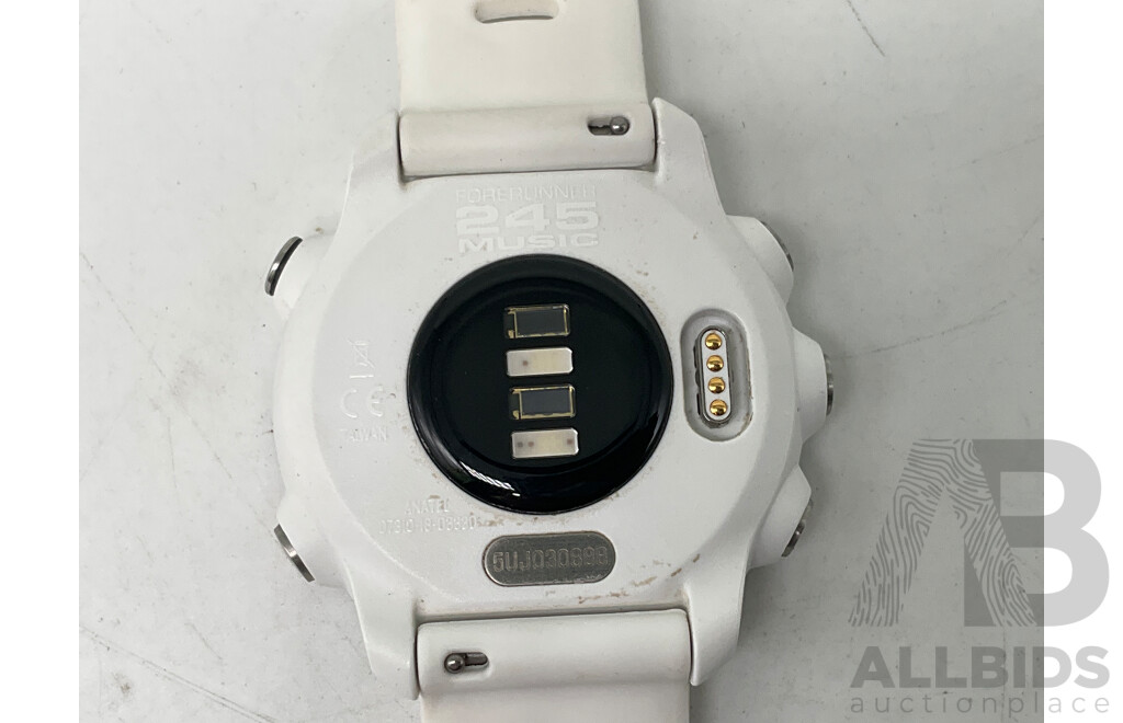 GARMIN Forerunner 245 Music (White) - ORP $599.00