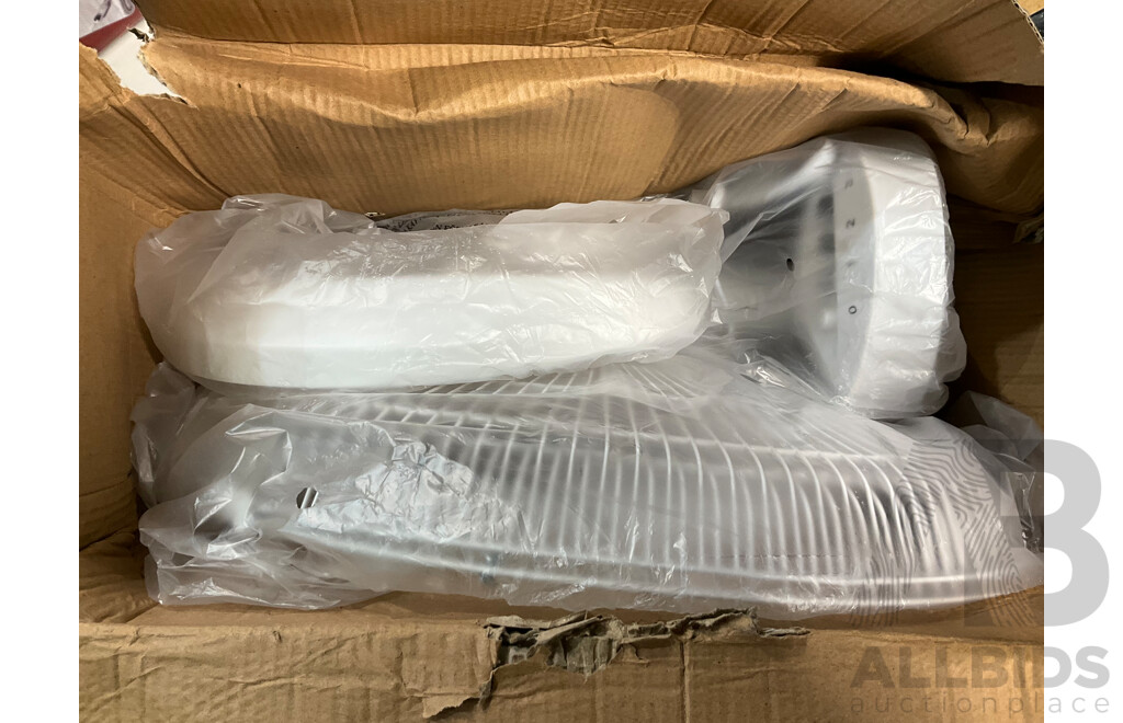 DIMPLEX Dreameasy Electric Blanket (Queen Size) & HELLER 40cm Deskfan - Lot of 2 - Estimated Total Total ORP $149.00