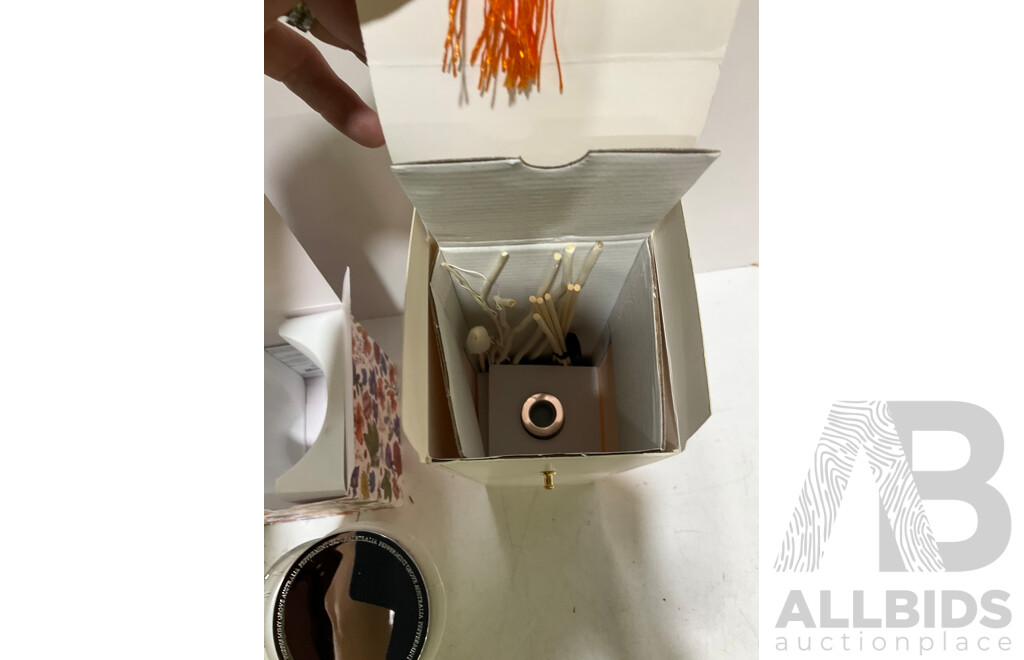 ESTELLE Hot Air Hair Dryer & Vojumizer Brush, BRAUN Face Hair Remover, NIKE XS and Assorted Decoration - Lot of 7 - Estimated ORP $199