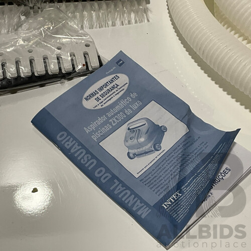 INTEX (28005E) Deluxe Automatic Pool Vacuum - ORP $189.99