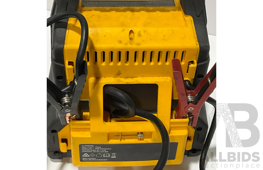 CAT (CJ1000DCPAU) Jumpstarter & Air Compressor - ORP $144.99