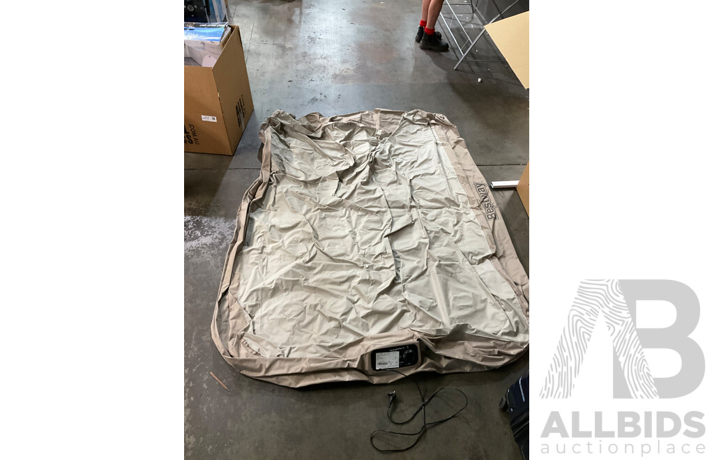 BESTWAY (P3041) Queen Inflatable Mattresses With Built in Electrical Pump - Estimated ORP $158