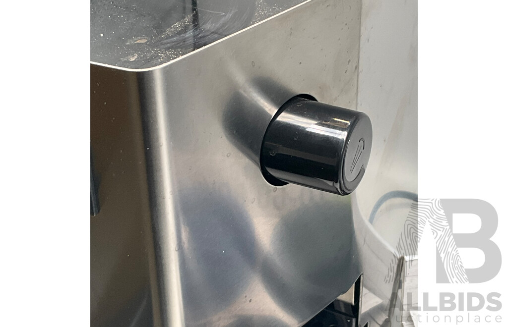 GAGGIA (NL9206AD) Classic Pro Coffee Machine - REDUCE (102527) 530ml to Go Bowl (Two Pack) - Total ORP 728.99