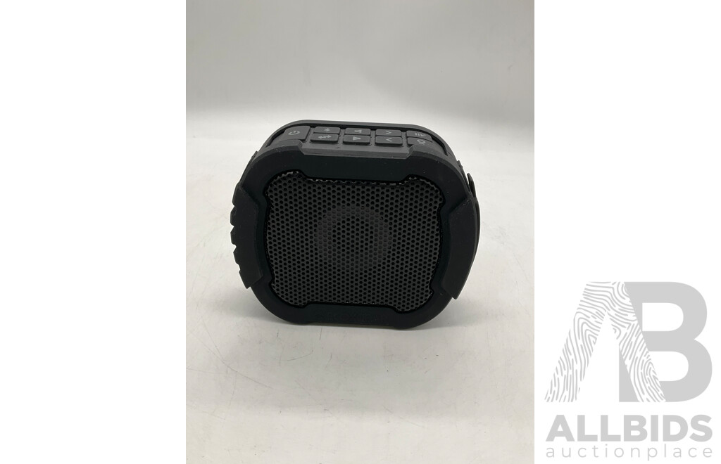 ECOXGEAR (GDI-EXRPL201) Portable Speaker Eco Roam 20+, BODYGLOVE Full Face Snorkel Mask - LOT of 2 - ESTIMATED ORP $170