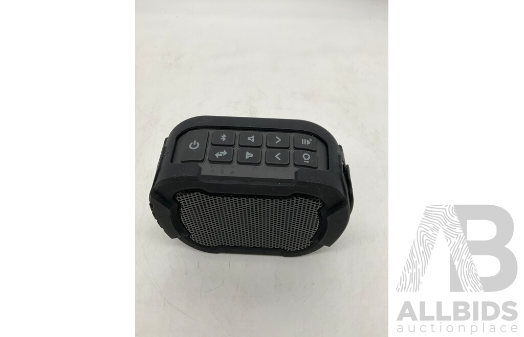 ECOXGEAR (GDI-EXRPL201) Portable Speaker Eco Roam 20+, BODYGLOVE Full Face Snorkel Mask - LOT of 2 - ESTIMATED ORP $170