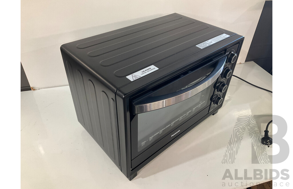 PANASONIC (NB-H3801KST) 38L Electric Benchtop Oven With Rotisserie - ORP $389.00