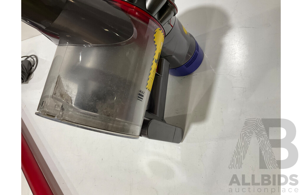DYSON (278176-01) V7 Motorhead Vacuum - ORP $449.00