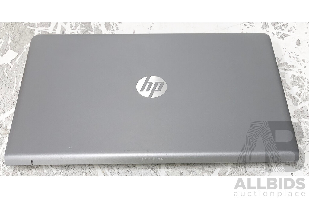 HP Pavilion Intel Core i7 (7500U) 2.70GHz-3.50GHz 2-Core CPU 15-Inch Touchscreen Laptop