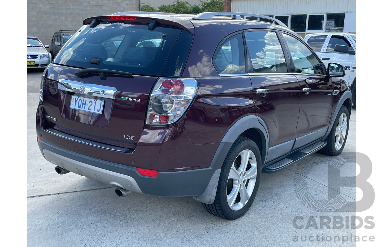 7/2012 Holden Captiva 7 LX (4x4) CG SERIES II 4d Wagon Red 2.2L