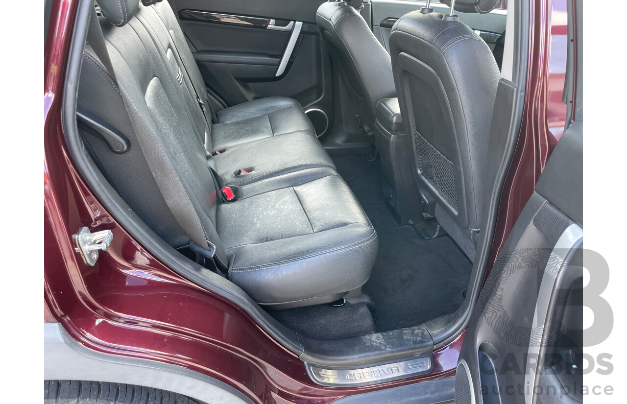 7/2012 Holden Captiva 7 LX (4x4) CG SERIES II 4d Wagon Red 2.2L