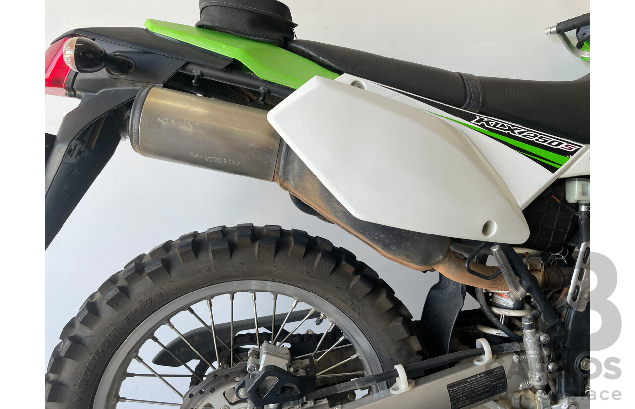 2/2010 Kawasaki KLX250S 249cc Motor Bike