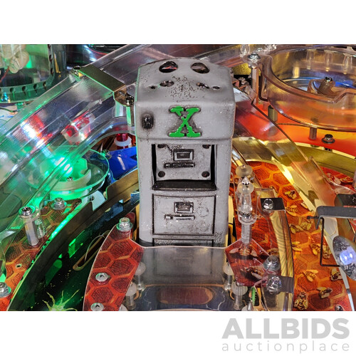 09/1997 the X-Files (46) Sega Pinball Solid State Electronic Pinball Machine