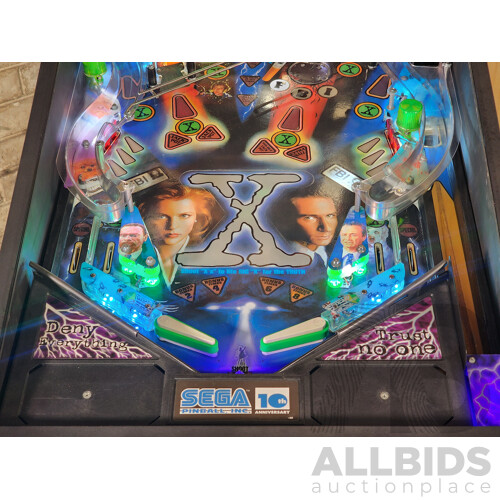 09/1997 the X-Files (46) Sega Pinball Solid State Electronic Pinball Machine