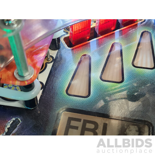 09/1997 the X-Files (46) Sega Pinball Solid State Electronic Pinball Machine