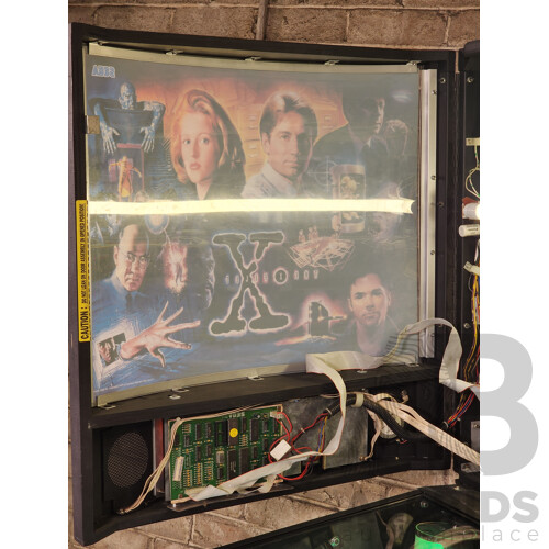 09/1997 the X-Files (46) Sega Pinball Solid State Electronic Pinball Machine