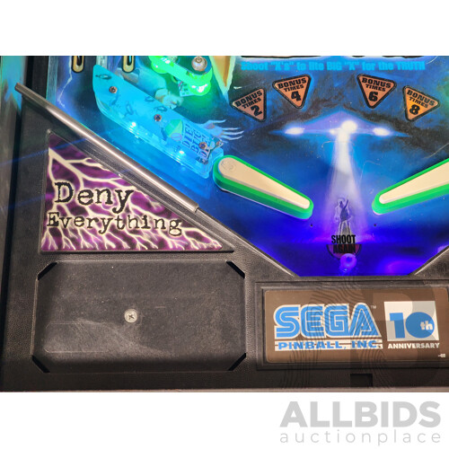 09/1997 the X-Files (46) Sega Pinball Solid State Electronic Pinball Machine