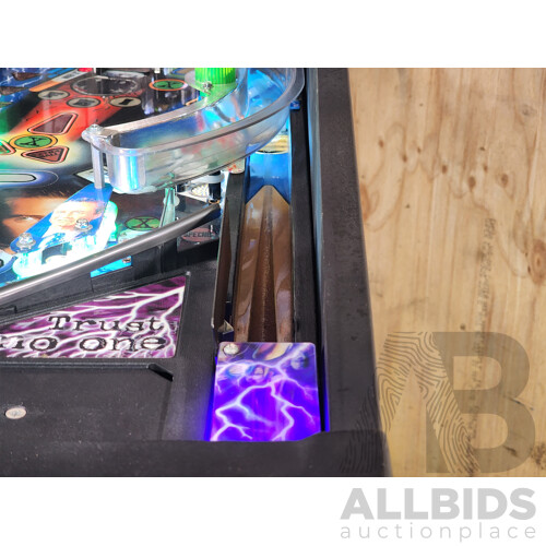 09/1997 the X-Files (46) Sega Pinball Solid State Electronic Pinball Machine