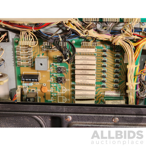 01/1990 Phantom of the Opera (500-5508-01) Data East Solid State Pinball Machine