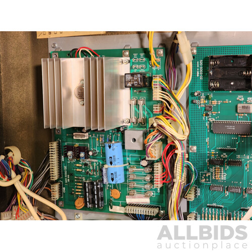 01/1990 Phantom of the Opera (500-5508-01) Data East Solid State Pinball Machine