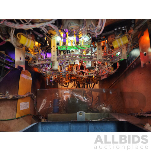 02/1995 Shaq Attaq (743) Premier Pinball Solid State Pinball Machine