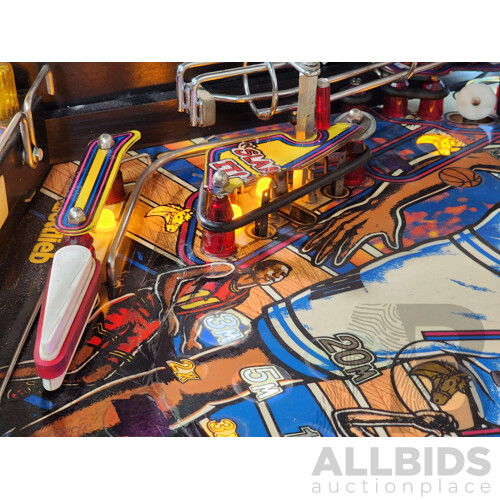 02/1995 Shaq Attaq (743) Premier Pinball Solid State Pinball Machine