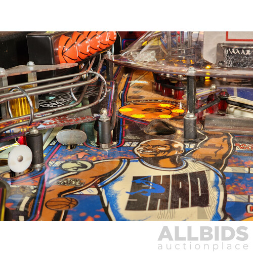 02/1995 Shaq Attaq (743) Premier Pinball Solid State Pinball Machine