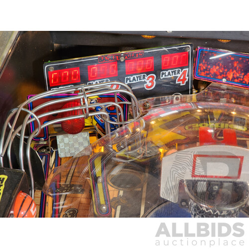 02/1995 Shaq Attaq (743) Premier Pinball Solid State Pinball Machine