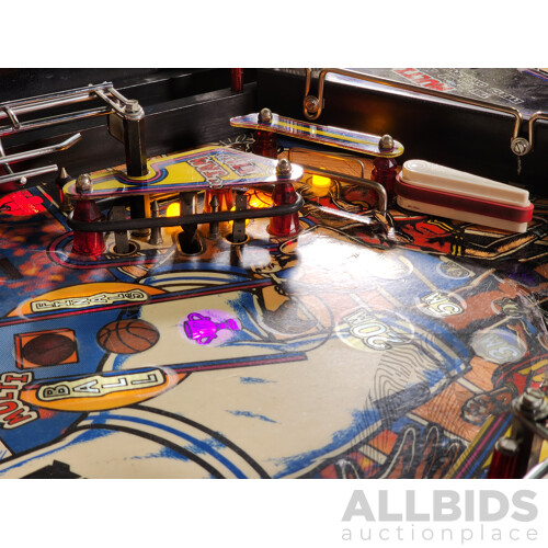 02/1995 Shaq Attaq (743) Premier Pinball Solid State Pinball Machine