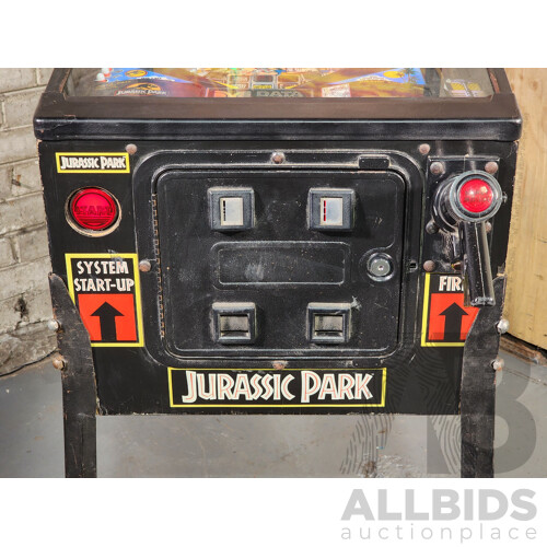 04/1993 Jurassic Park (500-5520-01) Data East Solid State Pinball