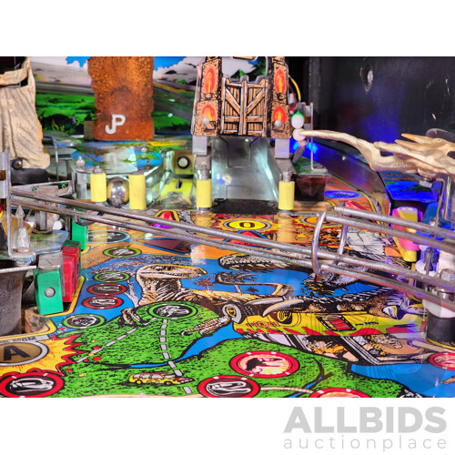 04/1993 Jurassic Park (500-5520-01) Data East Solid State Pinball