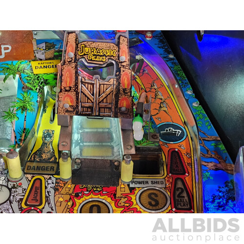 04/1993 Jurassic Park (500-5520-01) Data East Solid State Pinball